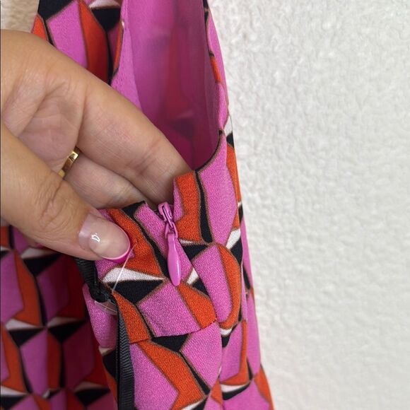 NWT-Diane Von Furstenberg Pink and Red Geometric Dress- Size 14 - Picture 5 of 7